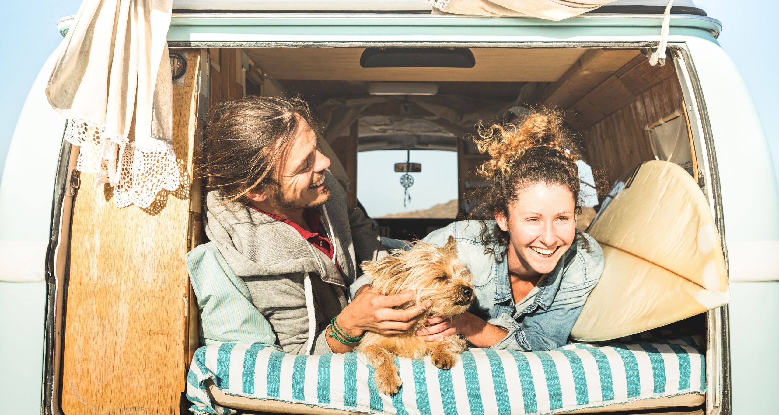 Alquiler camper gran volumen Benivan 120 UP 4 plazas con literas en Montblanc Tarragona